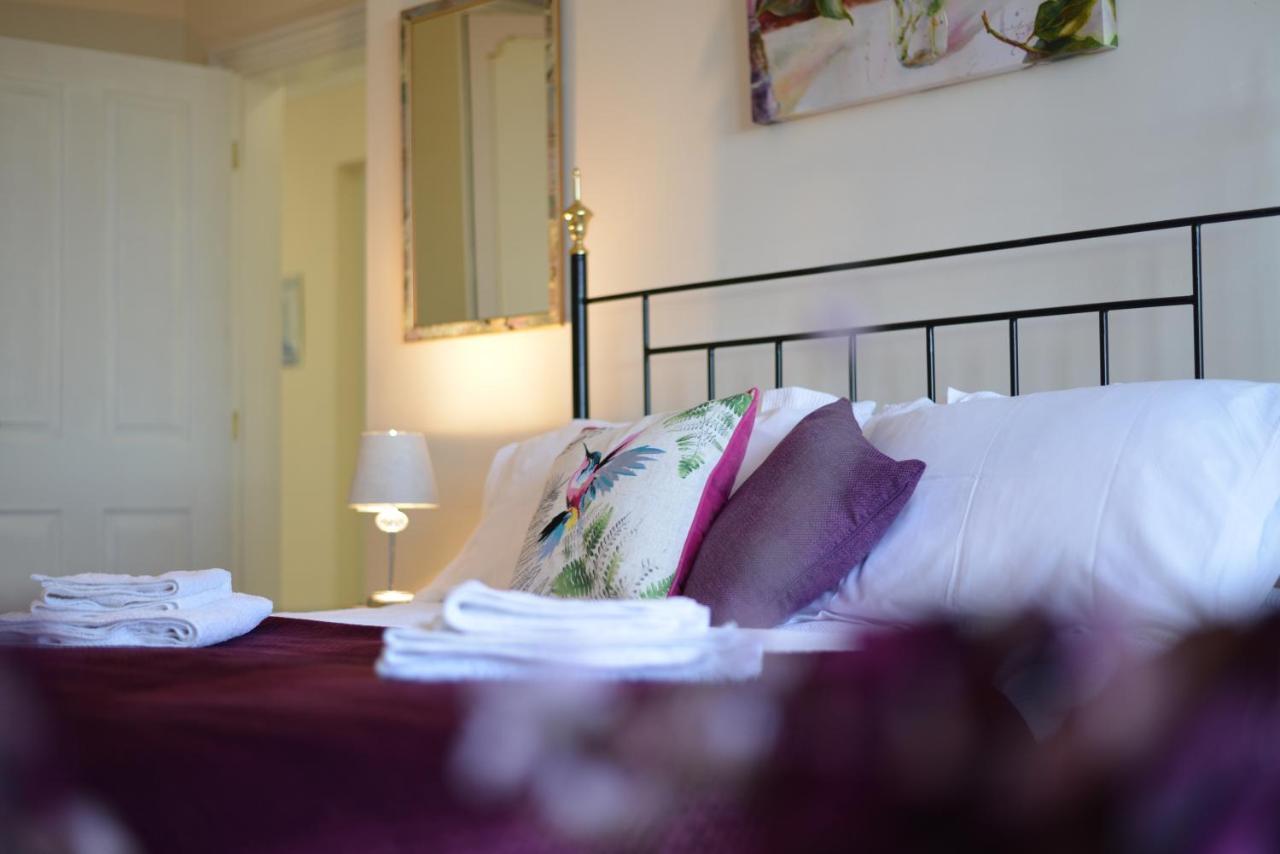 Appartement Penthouse, Private Balcony, Superb Views, Lift, Reserved Free Parking